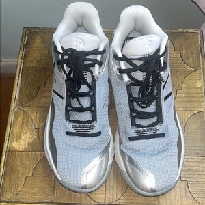 New Balance Men's Athletic Shoes in Light Gray and Silver